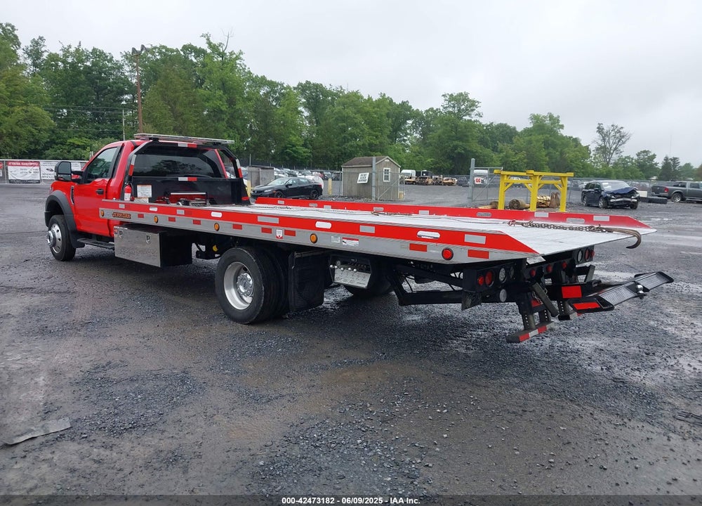 2022 FORD F-550 CHASSIS XLT VIN: 1FDUF5HN8NDA27939