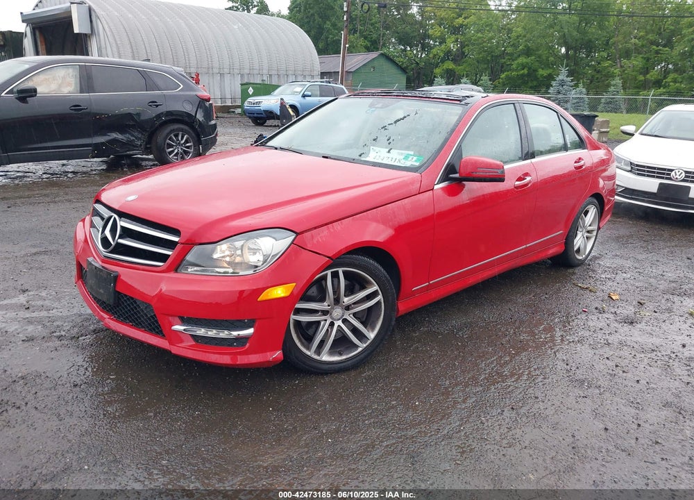 2014 MERCEDES-BENZ C 300 LUXURY 4MATIC/SPORT 4MATIC VIN: WDDGF8AB4ER318837