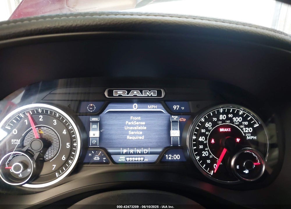 2019 RAM 1500 LAIE  4X4 5'7 BOX VIN: 1C6SRFJT8KN696341