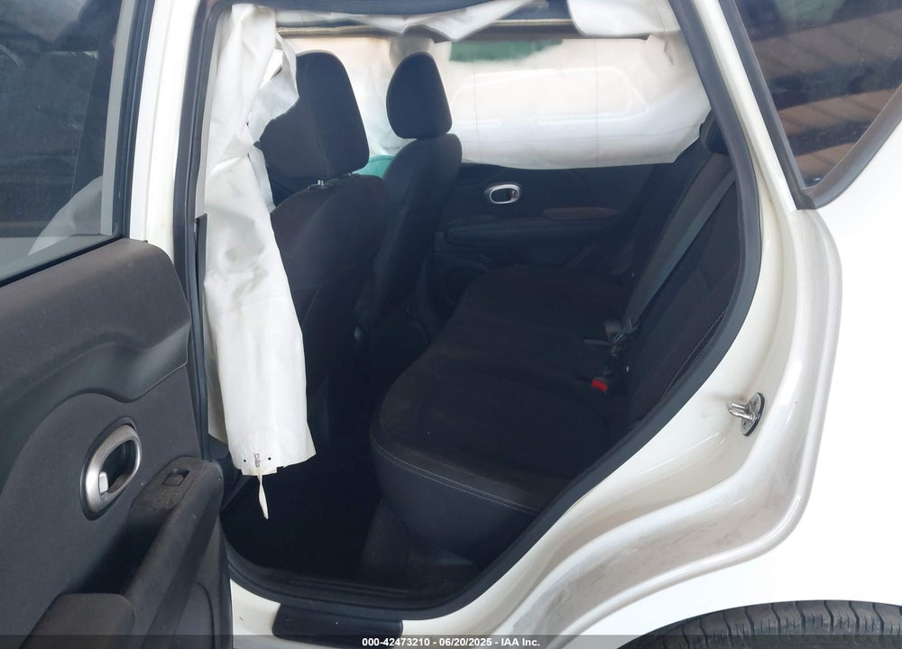2016 KIA SOUL VIN: KNDJN2A20G7358394