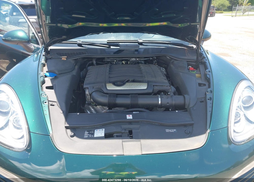 2014 PORSCHE CAYENNE VIN: WP1AA2A21ELA06570