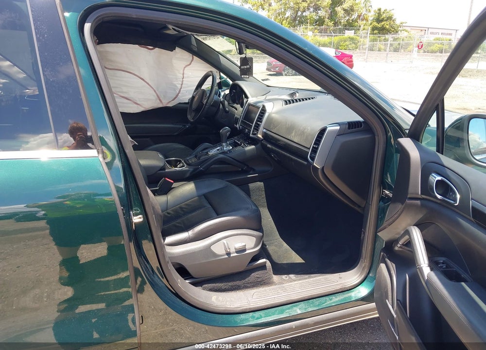 2014 PORSCHE CAYENNE VIN: WP1AA2A21ELA06570