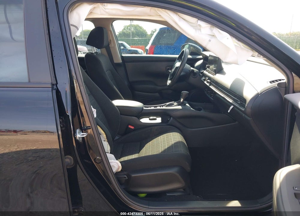 2023 HONDA HR-V VIN: 3CZRZ1H37PM723458