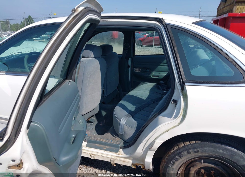 1997 FORD CROWN VICTORIA VIN: 2FALP73W3VX218384