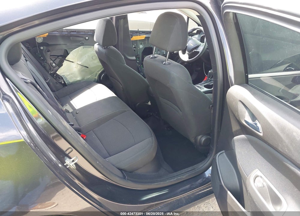 2017 CHEVROLET CRUZE LT AUTO VIN: 1G1BE5SMXH7154072