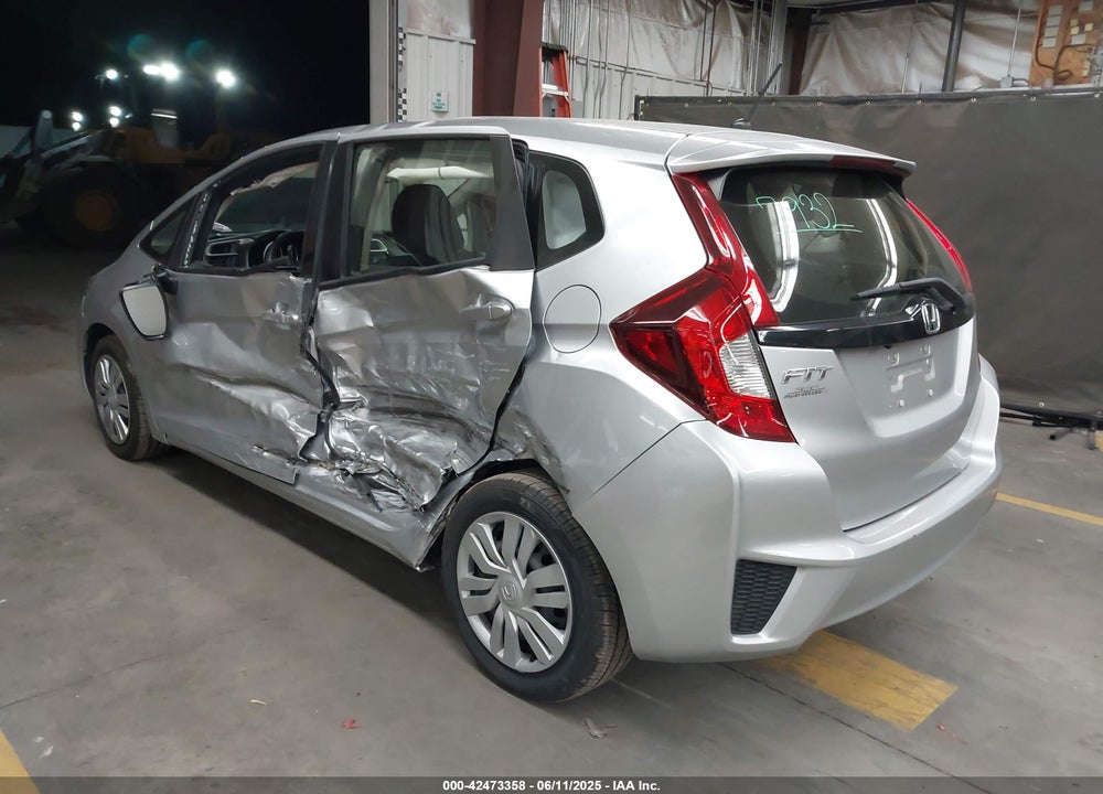 2016 HONDA FIT VIN: JHMGK5H57GX008358