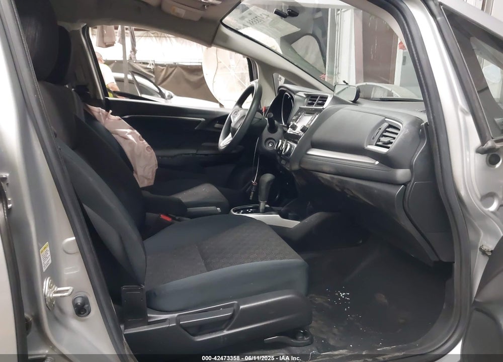 2016 HONDA FIT VIN: JHMGK5H57GX008358