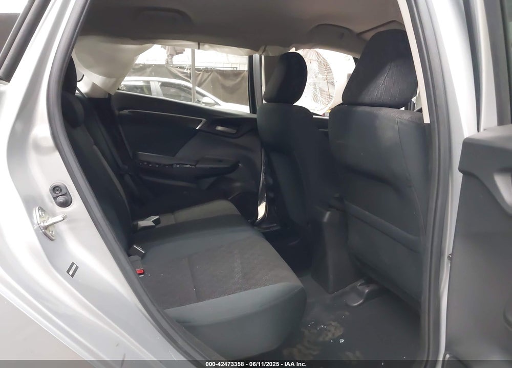 2016 HONDA FIT VIN: JHMGK5H57GX008358