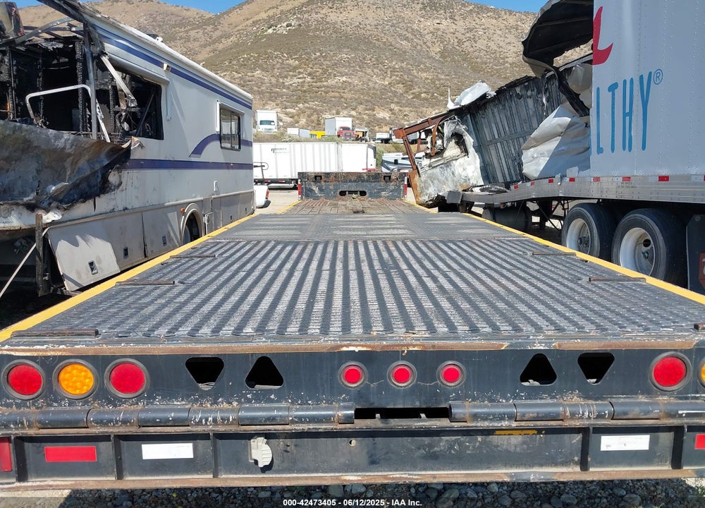 2014 TRAIL KING TRAILER VIN: 1TKA04827EM092766
