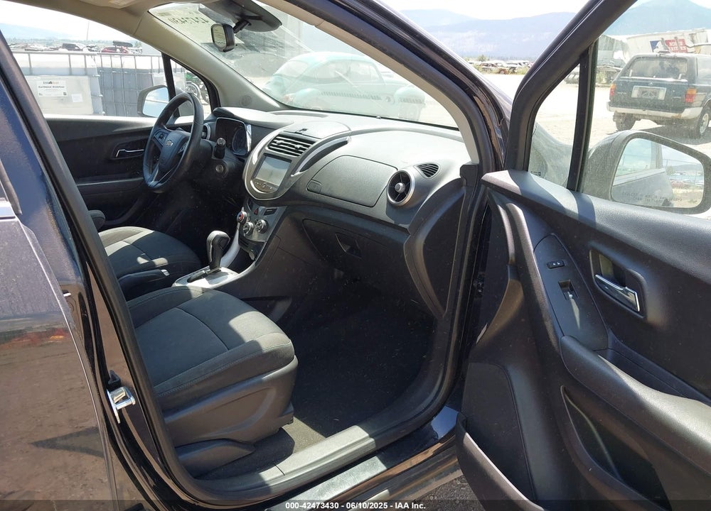 2015 CHEVROLET TRAX VIN: KL7CJRSB6FB057200