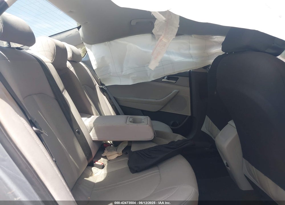 2017 HYUNDAI SONATA VIN: 5NPE24AF0HH569147