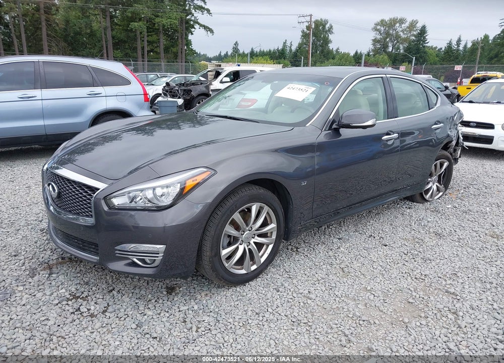 2015 INFINITI Q70 VIN: JN1BY1ARXFM562111