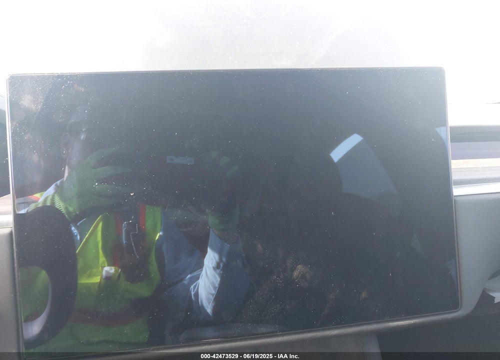 2023 TESLA MODEL X VIN: 7SAXCBE52PF376297