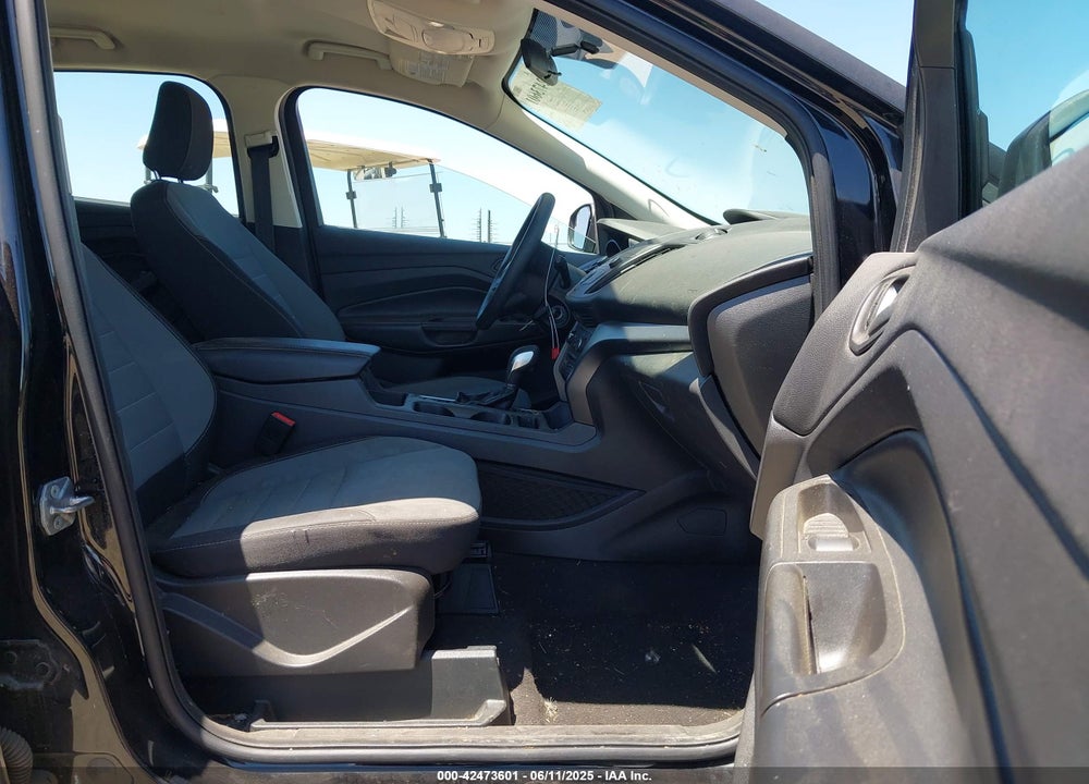 2019 FORD ESCAPE VIN: 1FMCU0F75KUB63627