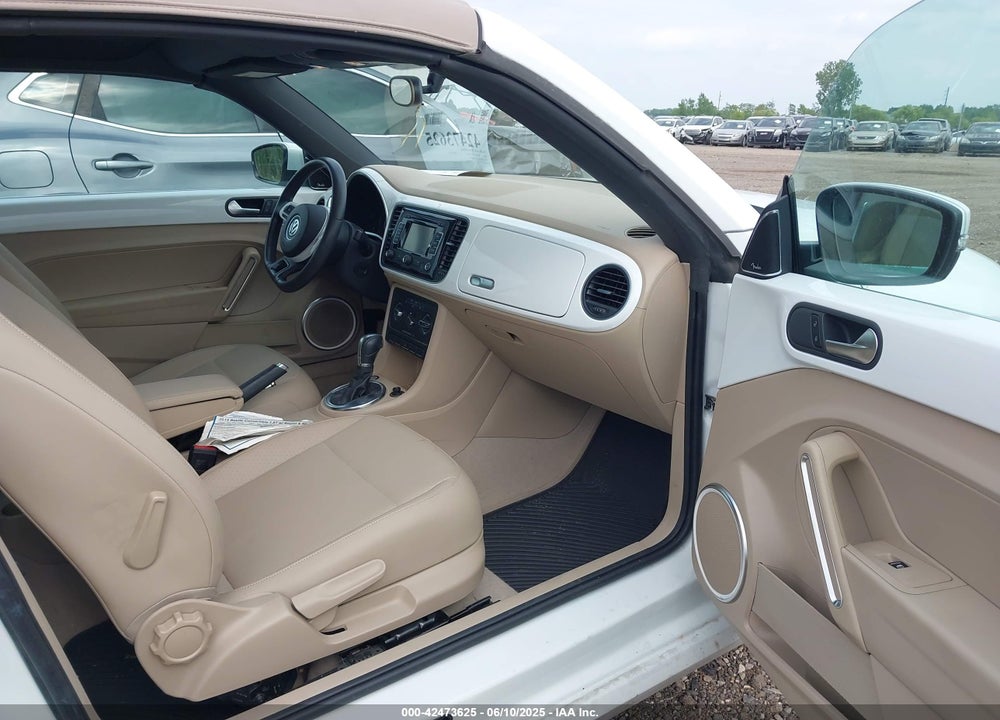 2015 VOLKSWAGEN BEETLE 1.8T VIN: 3VW517AT2FM800886