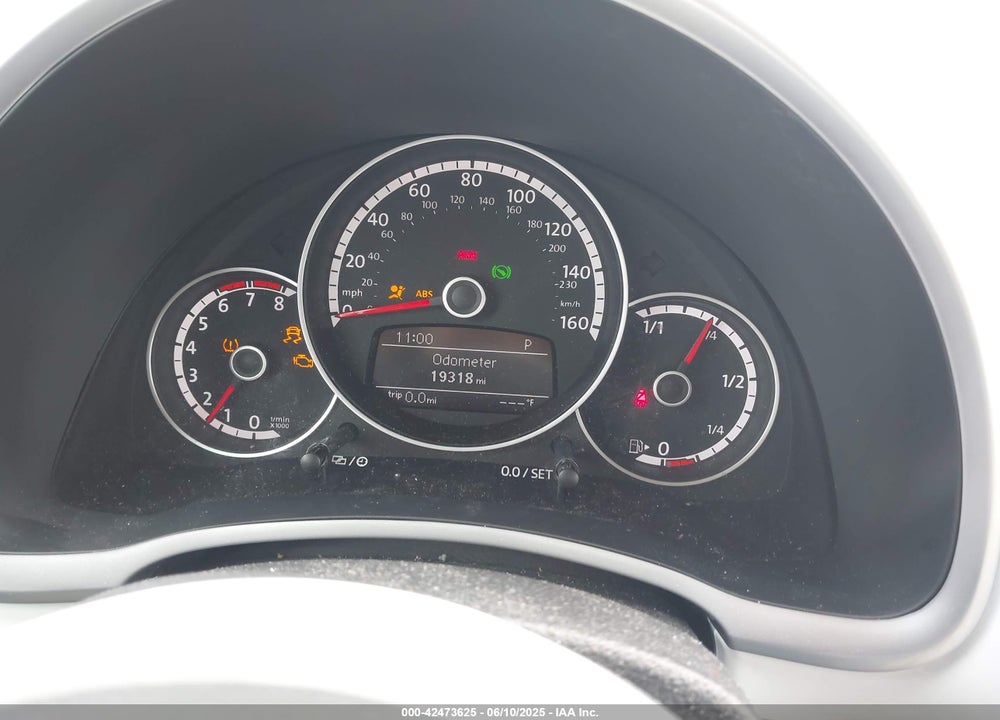 2015 VOLKSWAGEN BEETLE 1.8T VIN: 3VW517AT2FM800886