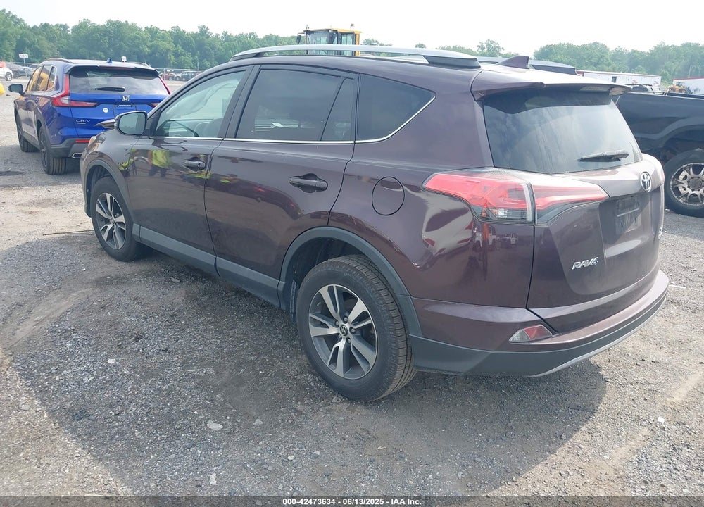 2017 TOYOTA RAV4 XLE VIN: 2T3RFREV4HW681723