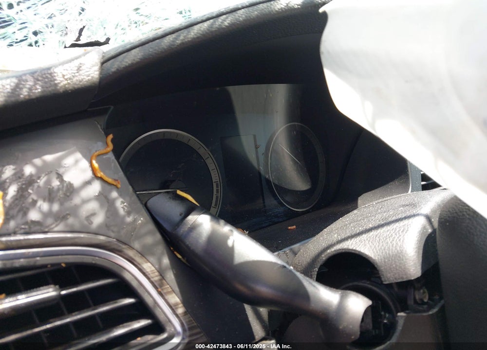 2015 HYUNDAI SONATA VIN: 5NPE34AF0FH251166
