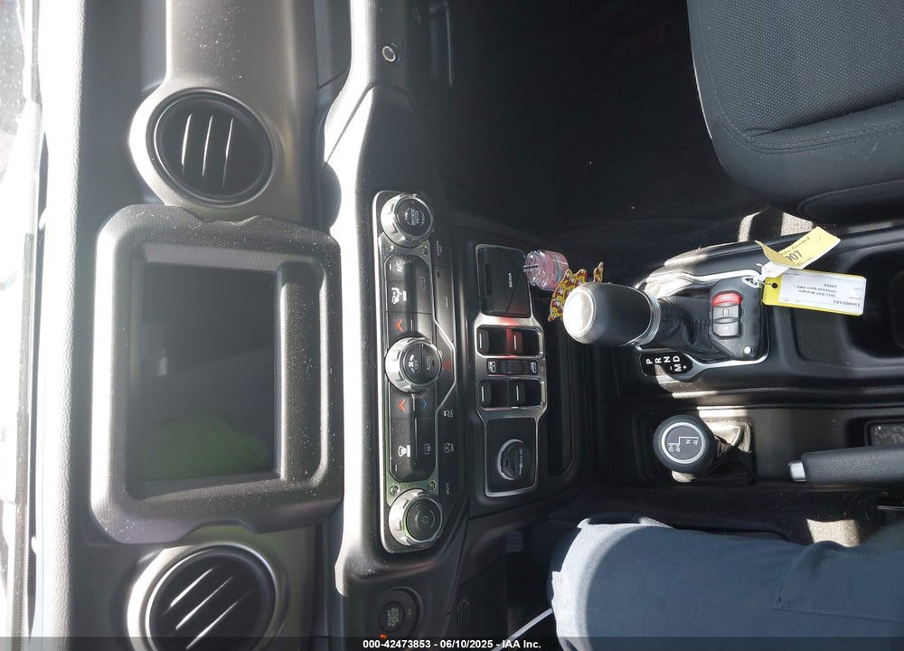 2021 JEEP WRANGLER UNLIMITED VIN: 1C4HJXDG7MW856138