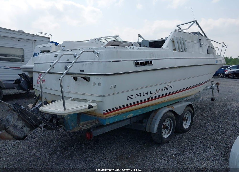 1992 BAYLINER CLASSIC VIN: USCB46CME292