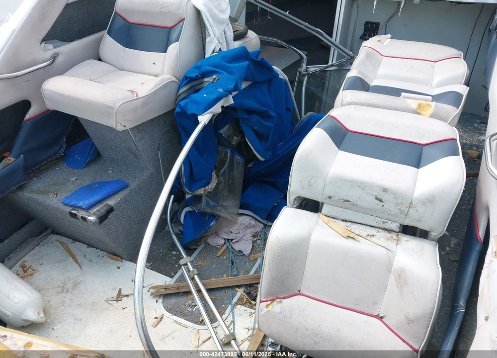 1992 BAYLINER CLASSIC VIN: USCB46CME292