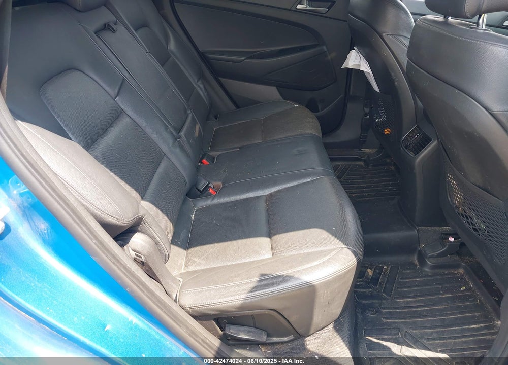 2017 HYUNDAI TUCSON VIN: KM8J3CA49HU441401