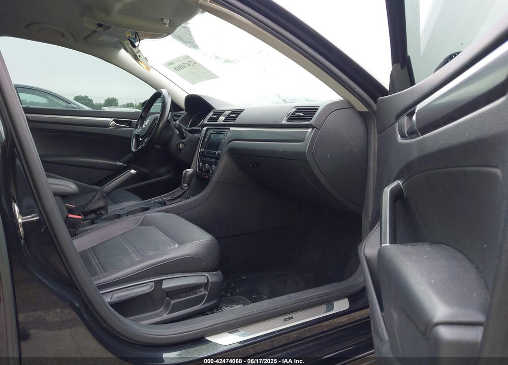 2018 VOLKSWAGEN PASSAT 2.0T R-LINE/2.0T S VIN: 1VWAA7A30JC006753