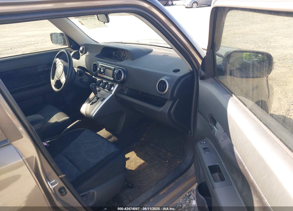 2011 SCION XB VIN: JTLZE4FE6B1133382