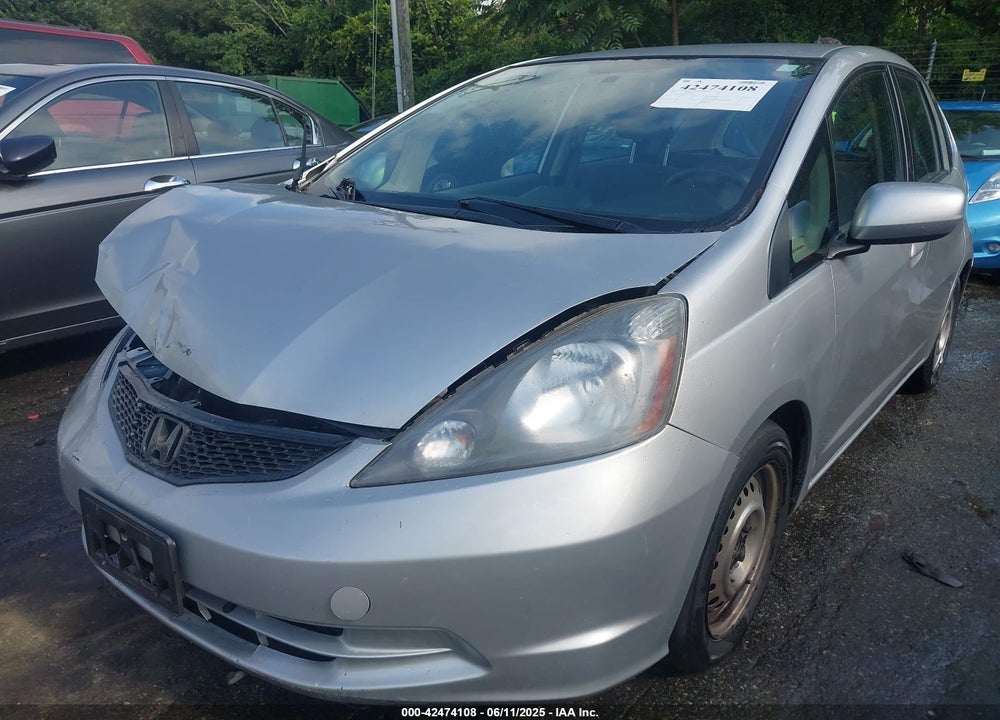 2012 HONDA FIT VIN: JHMGE8H35CC035857