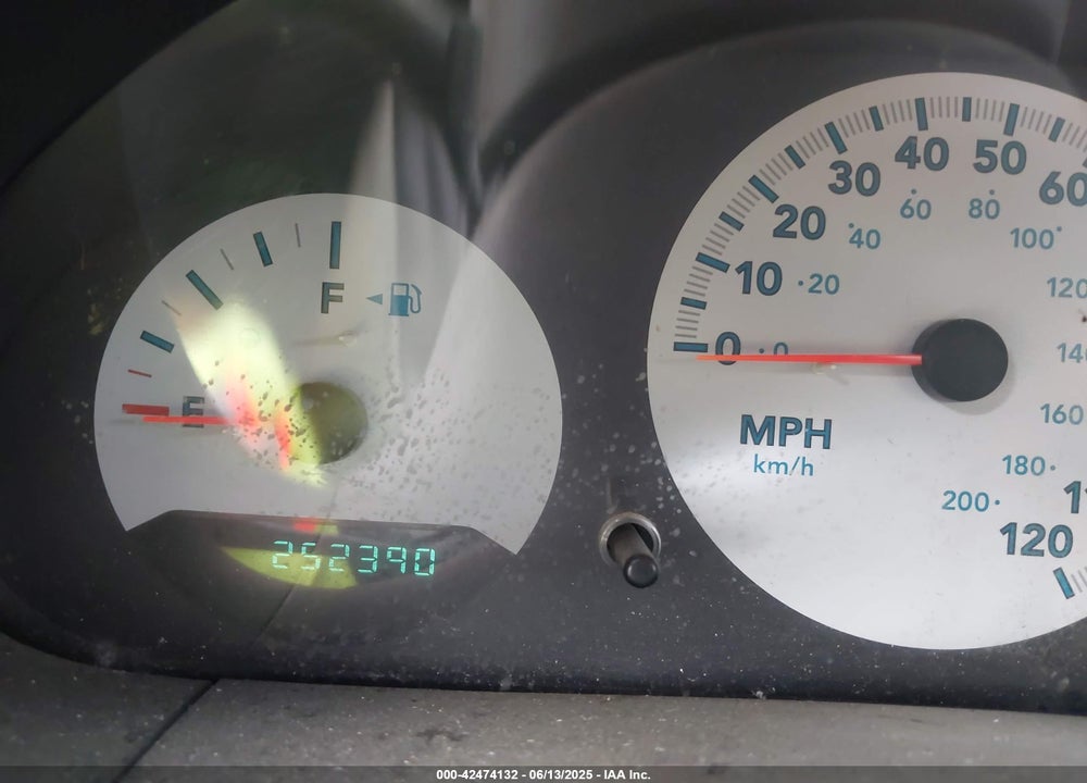 2007 CHRYSLER TOWN & COUNTRY VIN: 1A4GJ45R17B101079