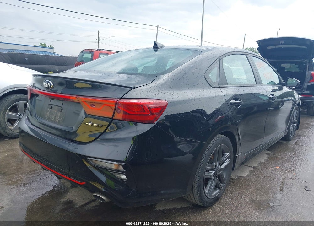 2021 KIA FORTE VIN: 3KPF34AD4ME290119