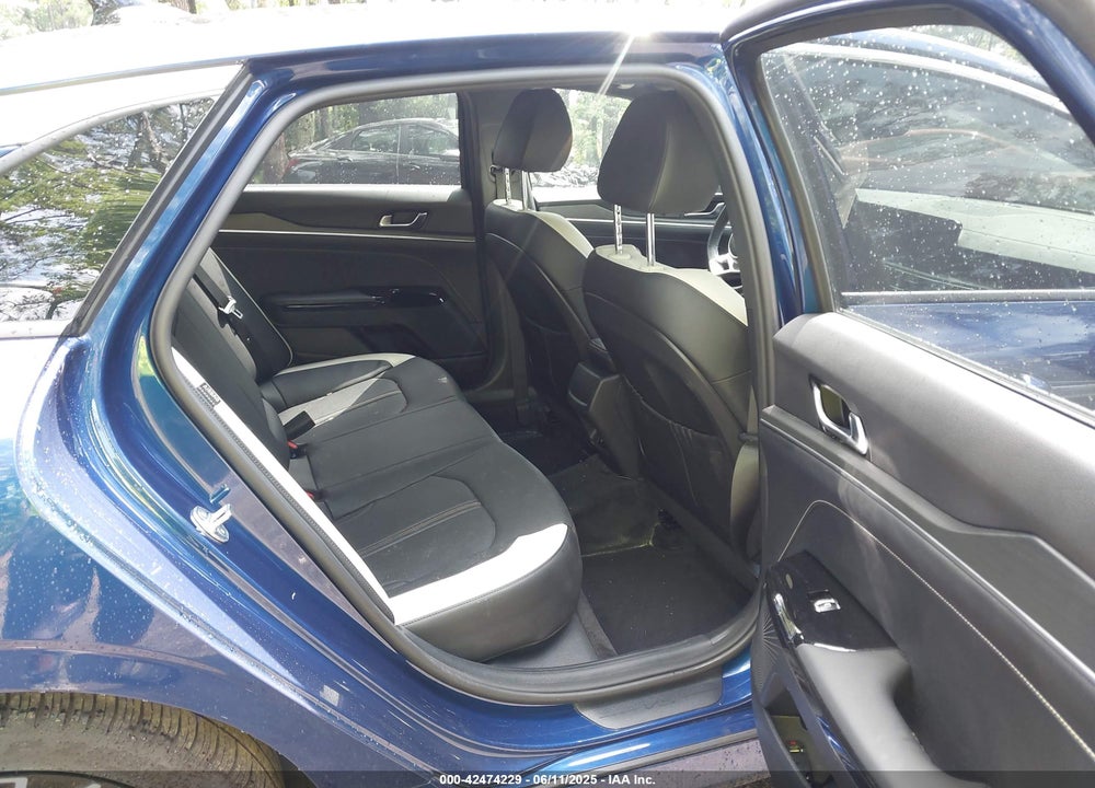 2025 KIA K5 VIN: KNAG64J78S5307354