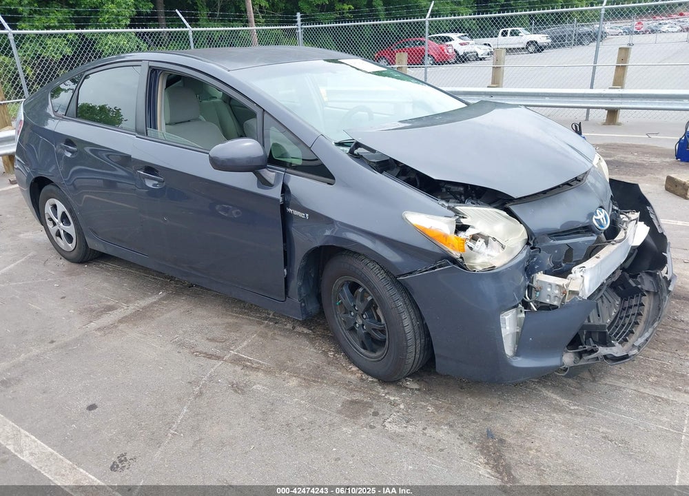 2013 TOYOTA PRIUS TWO VIN: JTDKN3DU1D5565102