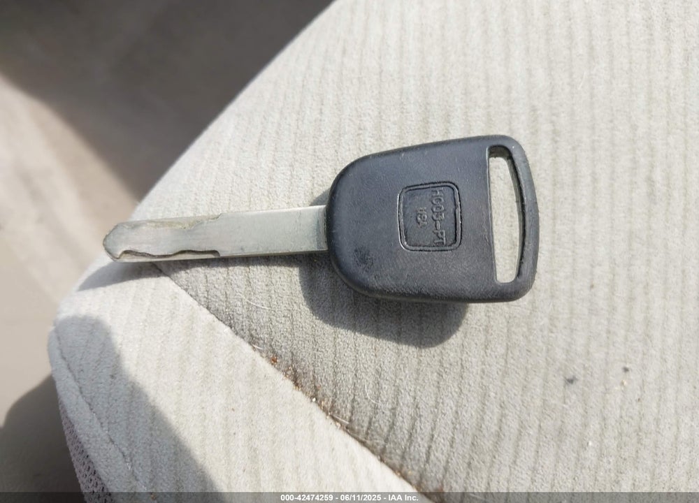 2009 HONDA CIVIC VIN: 1HGFA16549L000807