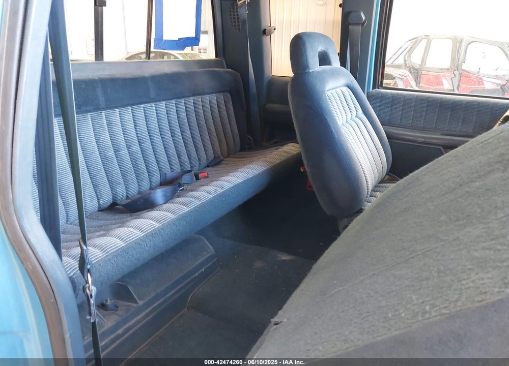 1993 CHEVROLET GMT-400 K3500 VIN: 1GCHK39N3PE242677