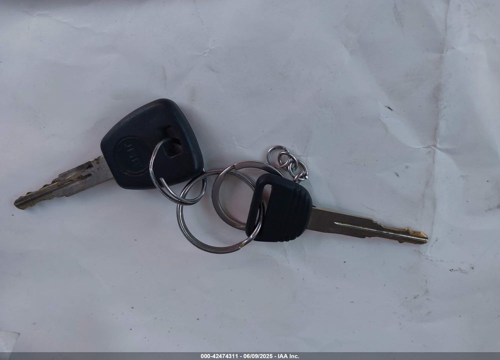 2001 HONDA CIVIC LX VIN: JHMES16531S008882