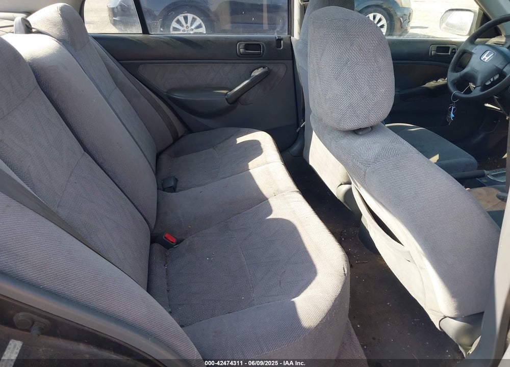 2001 HONDA CIVIC LX VIN: JHMES16531S008882