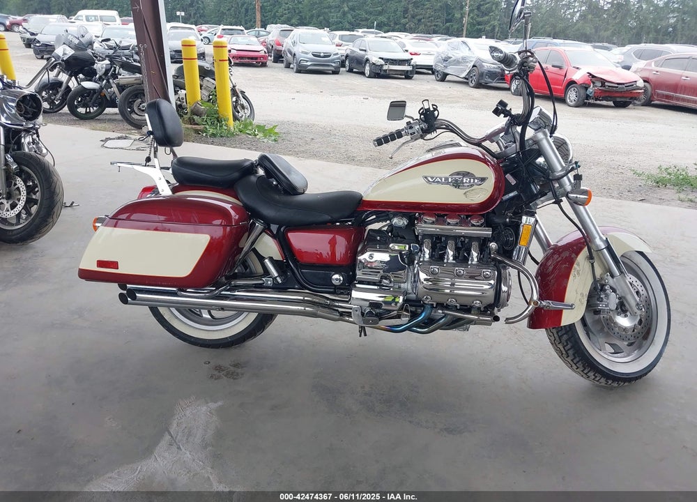 1998 HONDA GL1500 CT VIN: 1HFSC3435WA101937