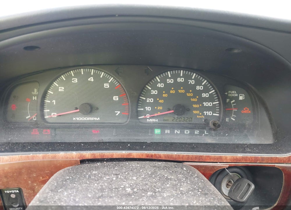 2000 TOYOTA 4RUNNER SR5 V6 VIN: JT3GN86R1Y0177452