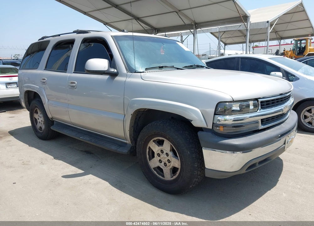 2004 CHEVROLET TAHOE VIN: 1GNEC13T74R273289