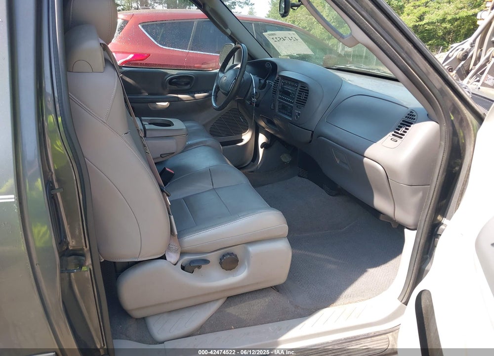 2003 FORD F-150 LARIAT/XL/XLT VIN: 1FTRX18L03NA60830