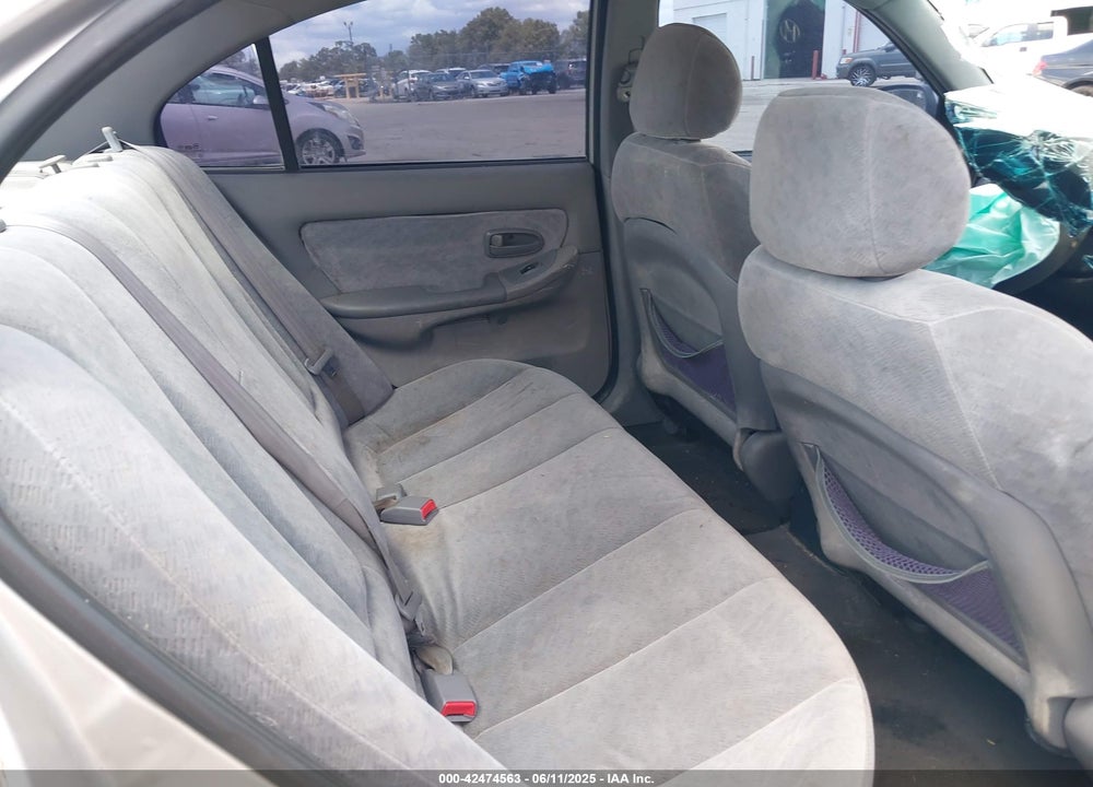 2006 HYUNDAI ELANTRA GLS/LIMITED VIN: KMHDN46D86U350929
