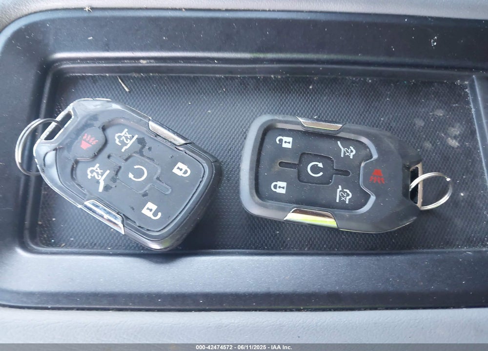 2019 CHEVROLET TAHOE VIN: 1GNSKBKC1KR264324