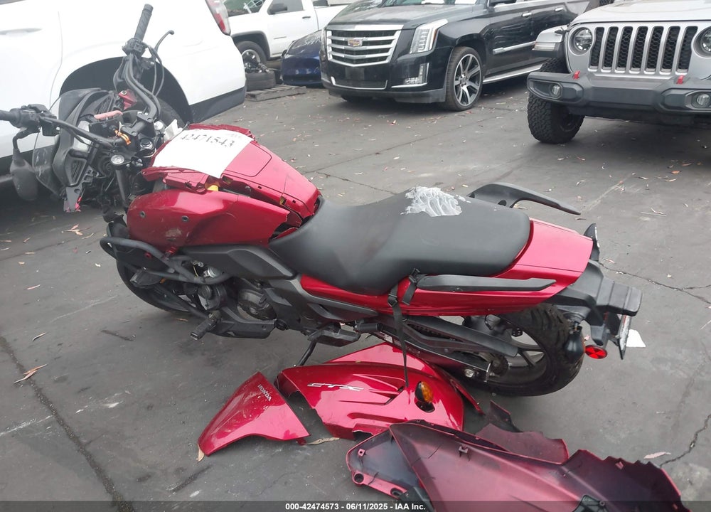 2018 HONDA CTX700 VIN: JH2RC6951JK400002