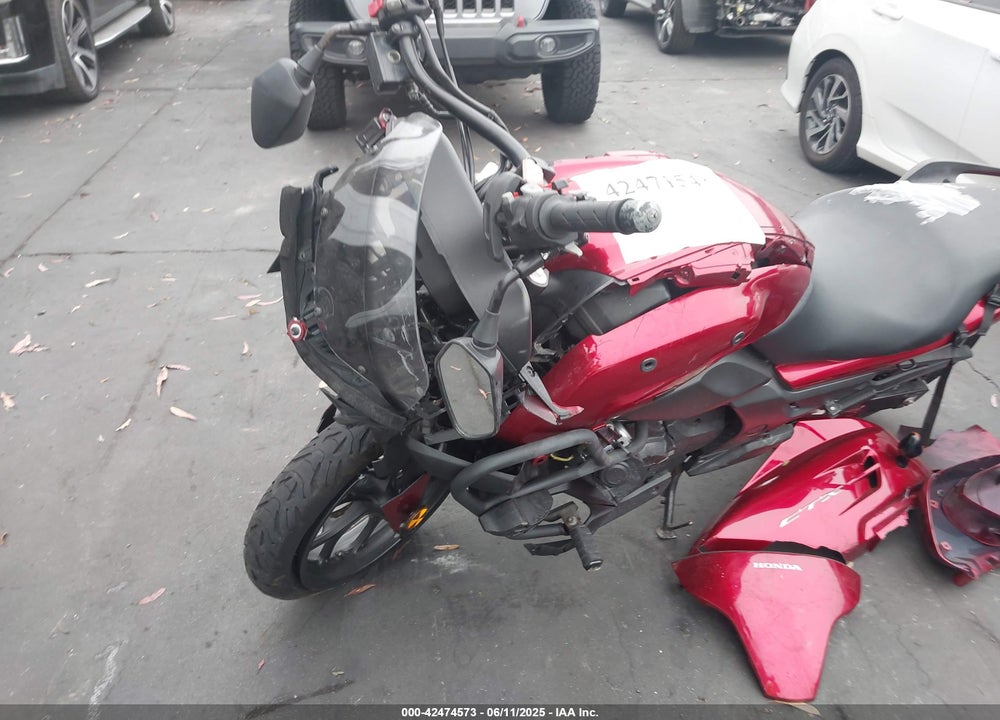 2018 HONDA CTX700 VIN: JH2RC6951JK400002
