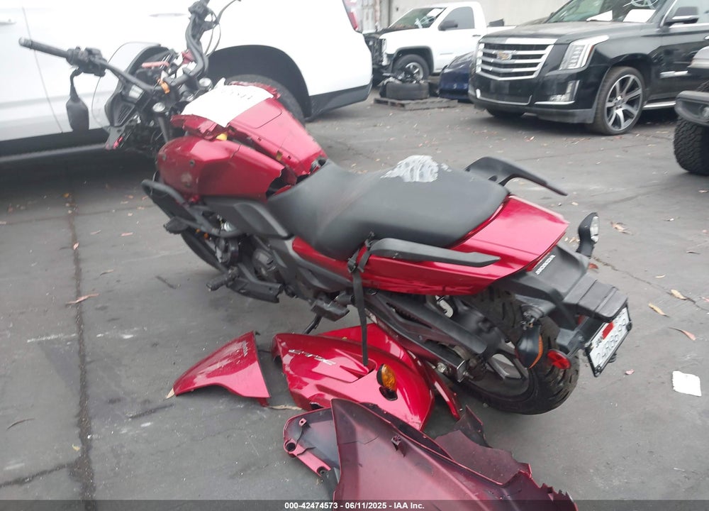 2018 HONDA CTX700 VIN: JH2RC6951JK400002