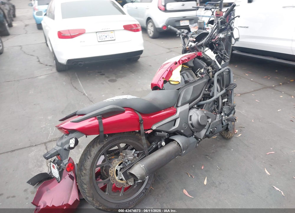 2018 HONDA CTX700 VIN: JH2RC6951JK400002