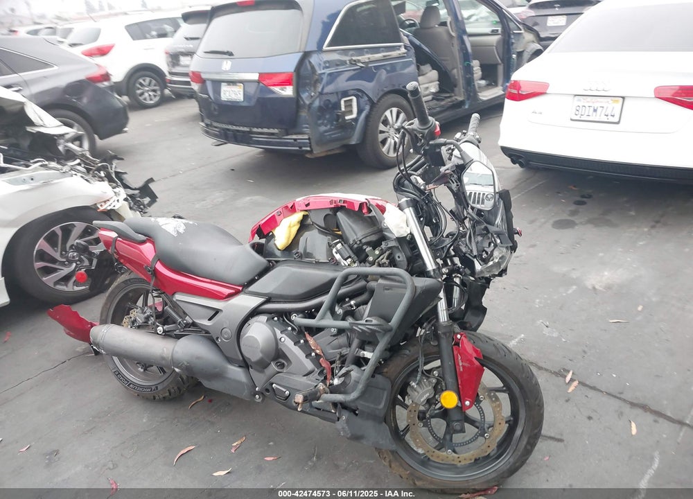 2018 HONDA CTX700 VIN: JH2RC6951JK400002
