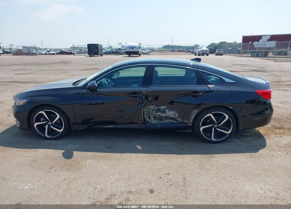 2018 HONDA ACCORD VIN: 1HGCV1F31JA207399