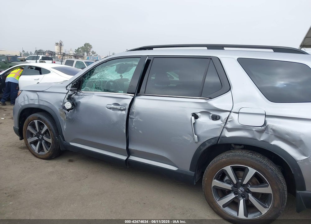 2023 HONDA PILOT VIN: 5FNYG1H78PB030638